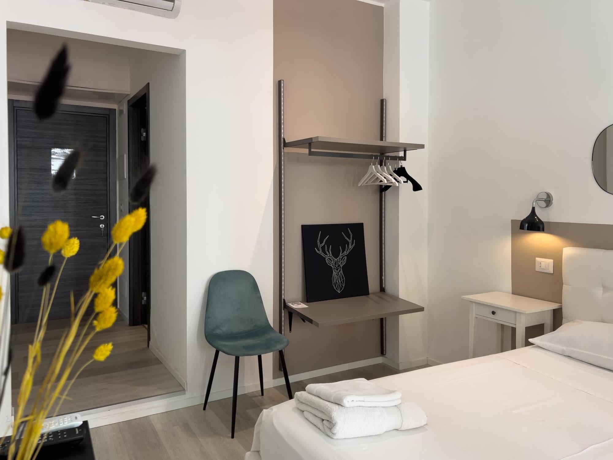 B&B Boutique Four Rooms Bari Exterior photo
