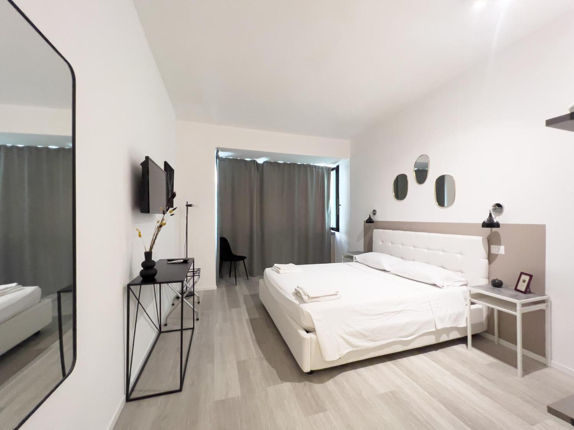 B&B Boutique Four Rooms Bari Exterior photo
